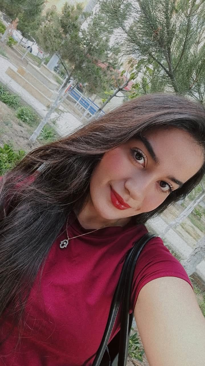Nuray Veysəlli